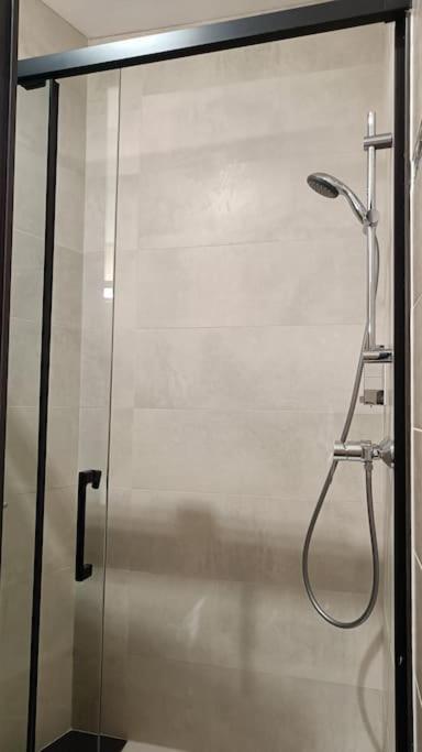 Appartement Confort Equipe Au Coeur De Béziers Zewnętrze zdjęcie