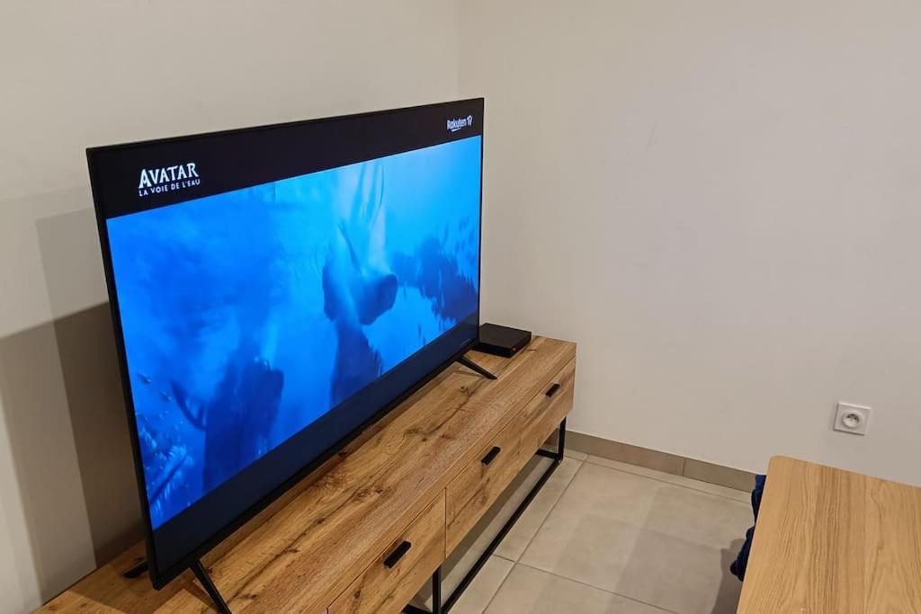 Appartement Confort Equipe Au Coeur De Béziers Zewnętrze zdjęcie