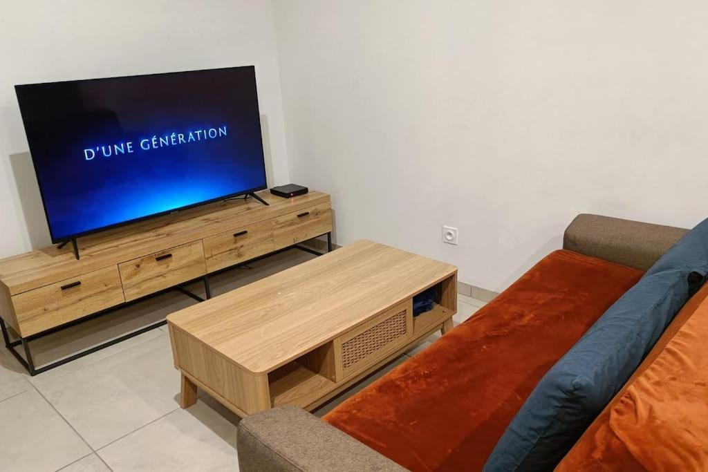 Appartement Confort Equipe Au Coeur De Béziers Zewnętrze zdjęcie